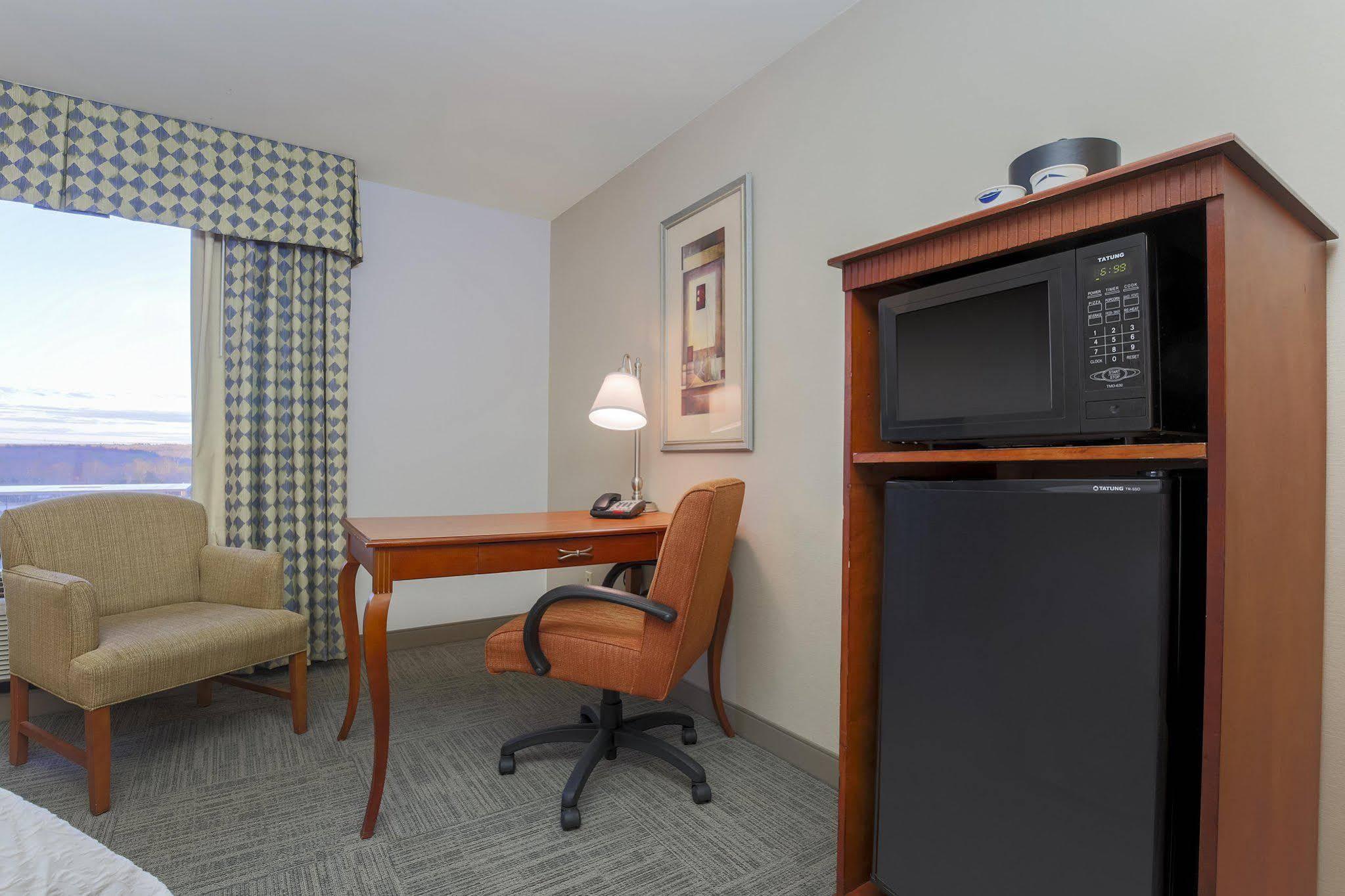 Hampton Inn & Suites Providence / Smithfield Εξωτερικό φωτογραφία