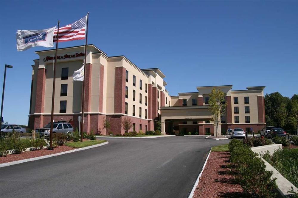Hampton Inn & Suites Providence / Smithfield Εξωτερικό φωτογραφία