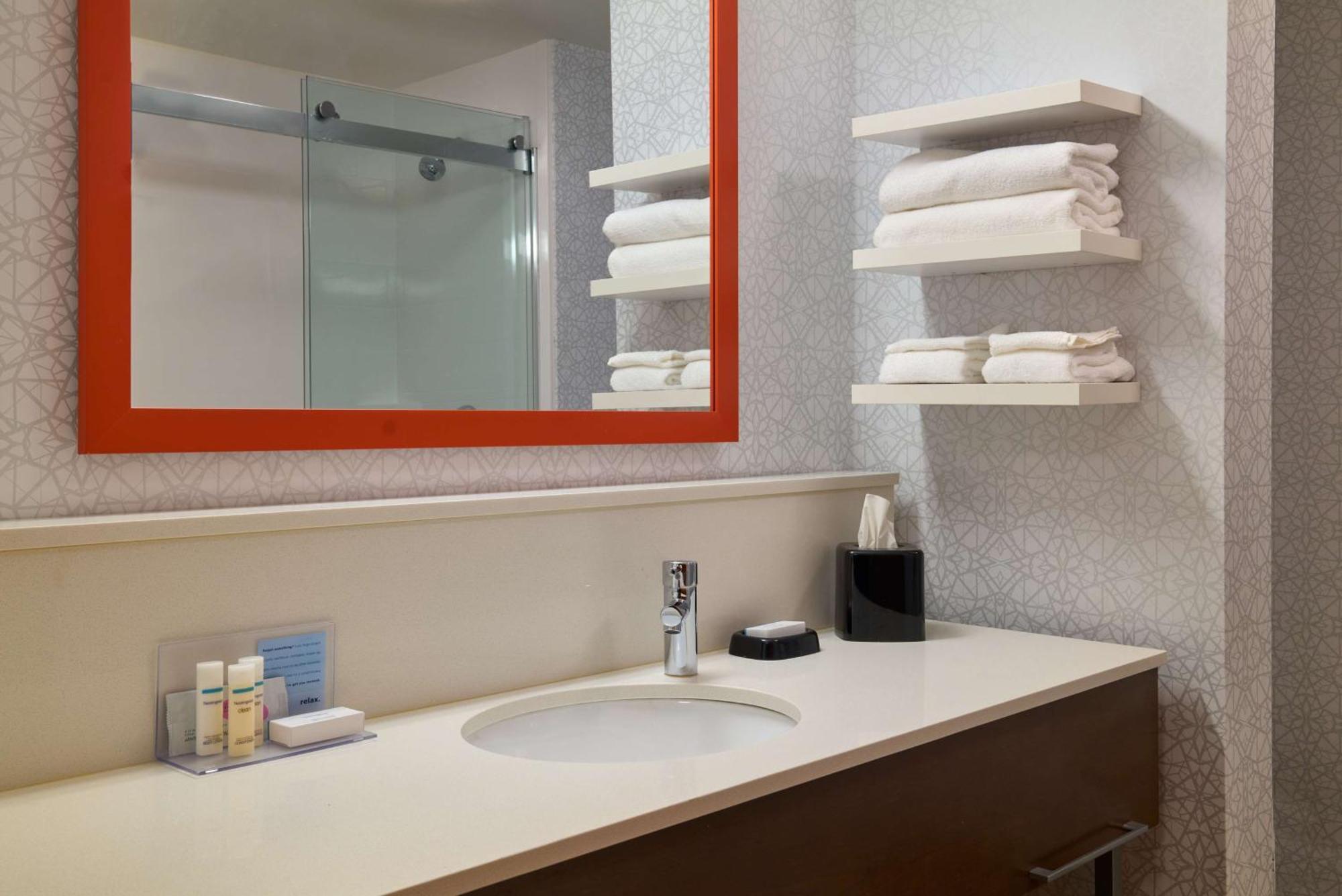 Hampton Inn & Suites Providence / Smithfield Εξωτερικό φωτογραφία