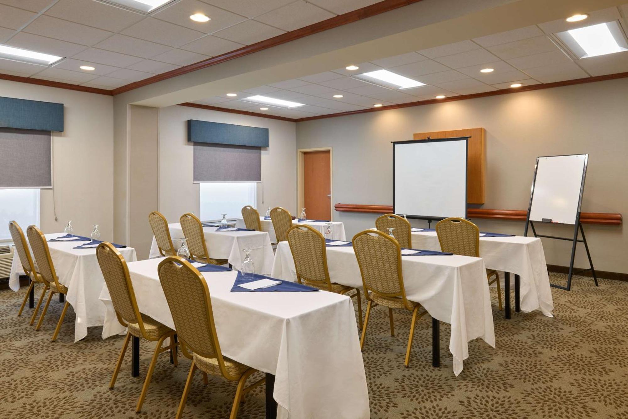 Hampton Inn & Suites Providence / Smithfield Εξωτερικό φωτογραφία