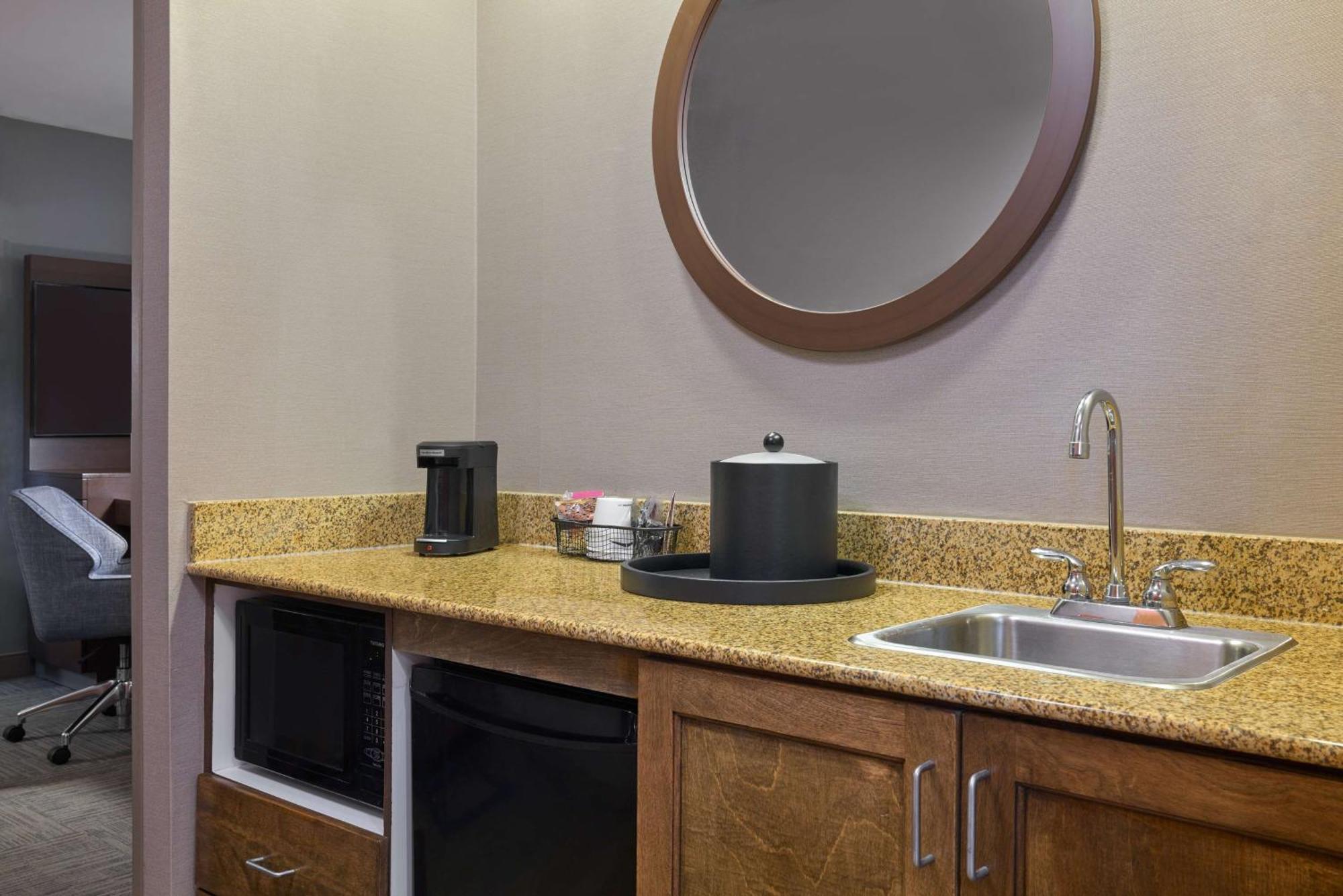 Hampton Inn & Suites Providence / Smithfield Εξωτερικό φωτογραφία